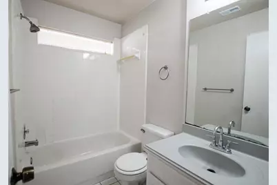 1606 Blossom Creek Court, Houston, TX 77339 - Photo 10