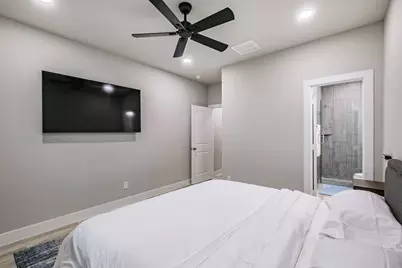 8328 Mariah Street #A, Houston, TX 77051 - Photo 8