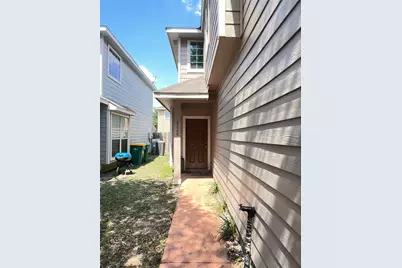 6026 Yorkglen Manor Lane, Houston, TX 77084 - Photo 2