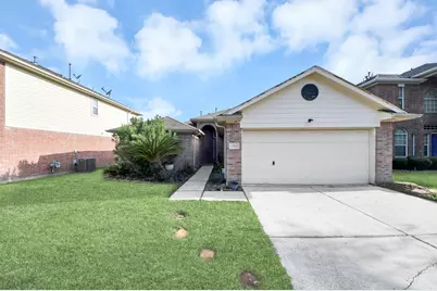 10310 Mills Pass Drive, Houston, TX 77070 - Photo 2