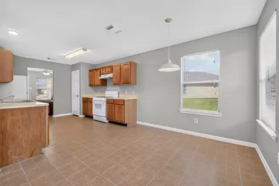 19311 Otter Trail Court, Katy, TX 77449 - Photo 8