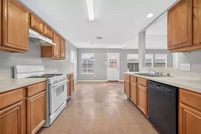 19311 Otter Trail Court, Katy, TX 77449 - Photo 6