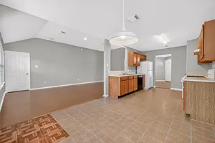 19311 Otter Trail Ct, Katy, TX 77449 - Photo 4