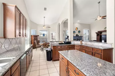 3714 Apple Tree Circle W, La Porte, TX 77571 - Photo 14