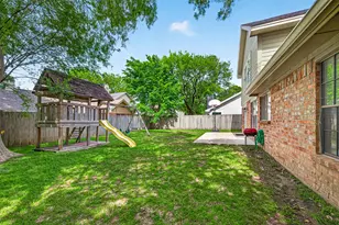 10414 Green Valley Ln, Houston, TX 77064 - Photo 44