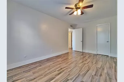 600 19th Street #16, Galveston, TX 77550 - Photo 18