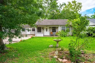 4801 44th St, Dickinson, TX 77539 - Photo 2