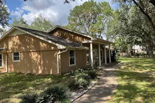 2323 Stevenson Rd, Pearland, TX 77581 - Photo 2