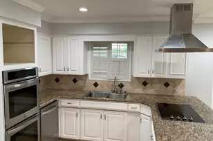 2323 Stevenson Rd, Pearland, TX 77581 - Photo 10