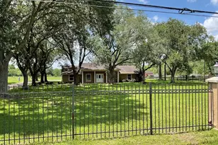 2323 Stevenson Rd, Pearland, TX 77581 - Photo 30