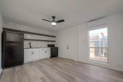 3320 Hays Street #B, Pasadena, TX 77503 - Photo 2