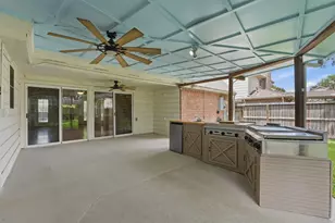12527 Piping Rock Dr, Houston, TX 77077 - Photo 24