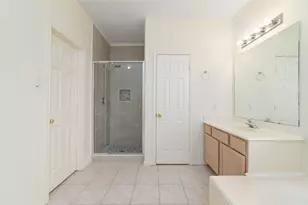 13616 Cabrera Ct, Houston, TX 77083 - Photo 16