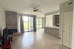 8149 Sands Point Dr, Houston, TX 77036 - Photo 6