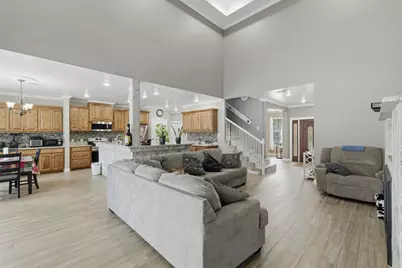3860 Grapevine Drive, Bryan, TX 77807 - Photo 8