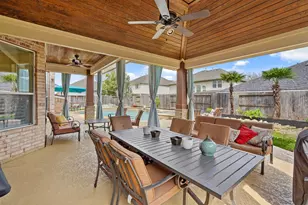 8111 Highland Green Dr Dr, Sugar Land, TX 77479 - Photo 32