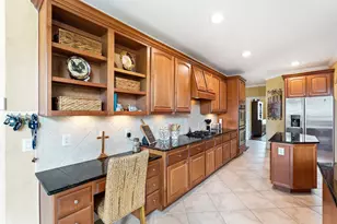 8111 Highland Green Dr Dr, Sugar Land, TX 77479 - Photo 12