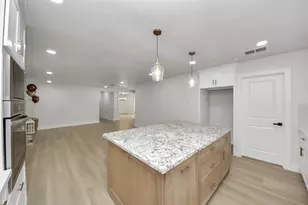26206 Maplewood Dr, Spring, TX 77386 - Photo 24