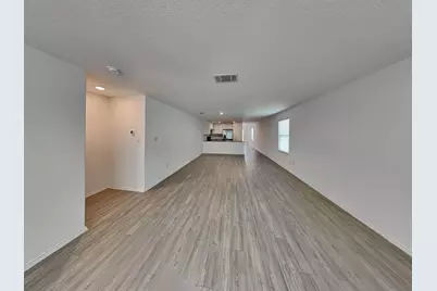 116 Hollywood Drive, New Braunfels, TX 78130 - Photo 2