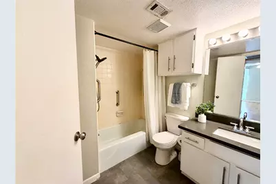 4639 Wild Indigo Street #463, Houston, TX 77027 - Photo 24
