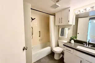 4639 Wild Indigo St, Houston, TX 77027 - Photo 24