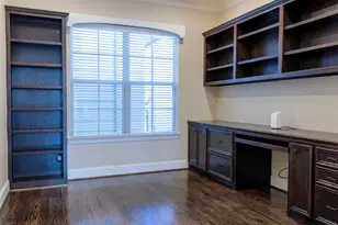 2101 Elmen St, Houston, TX 77019 - Photo 10