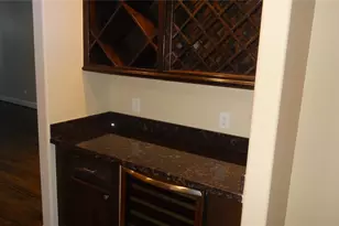 2101 Elmen St, Houston, TX 77019 - Photo 4