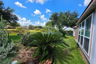 13316 Misting Falls Ln, Pearland, TX 77584 - Photo 30