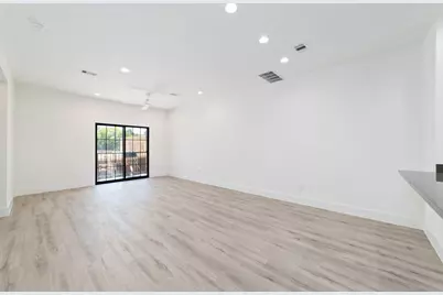 11942 S Hoa Sen Circle, Houston, TX 77072 - Photo 6