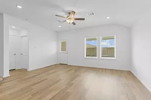 9154 Sunset Marina Way, Iowa Colony, TX 77583 - Photo 4