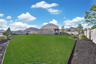 11030 Sarah Bluff Ln, Cypress, TX 77433 - Photo 48