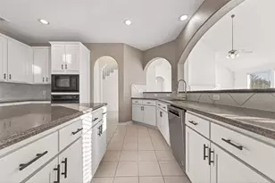 5326 Hanneck Valley Ln, Katy, TX 77450 - Photo 22