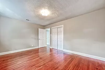 1918 Westcrest Drive, Houston, TX 77055 - Photo 36