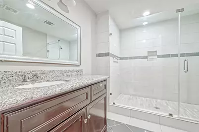 1918 Westcrest Drive, Houston, TX 77055 - Photo 30