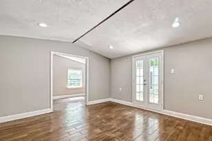 1918 Westcrest Dr, Houston, TX 77055 - Photo 20