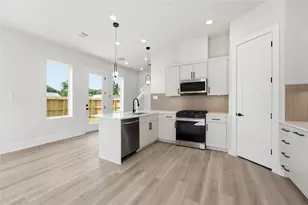 5315-5313 Jesselton Ln, Houston, TX 77091 - Photo 6