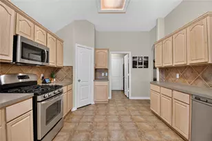 19618 Nara Vista Dr, Tomball, TX 77377 - Photo 10