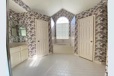 13606 Midfield Glen Court, Houston, TX 77059 - Photo 20