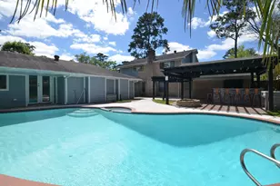 2711 Williamsburg Dr, Dickinson, TX 77539 - Photo 24