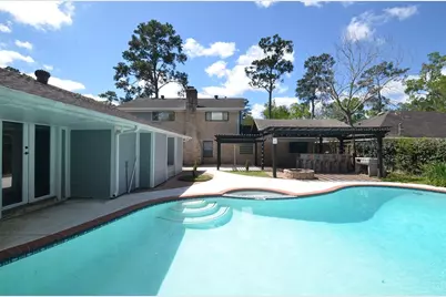 2711 Williamsburg Drive, Dickinson, TX 77539 - Photo 1