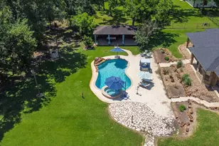 318 Sunrise Blvd, Angleton, TX 77515 - Photo 36