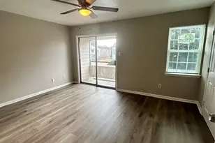 3901 Woodchase Dr, Houston, TX 77042 - Photo 16