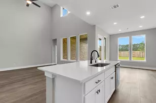 7108 Simmental Ct, Montgomery, TX 77316 - Photo 4
