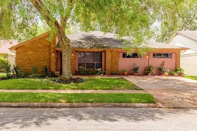 16818 Nina Drive, Friendswood, TX 77546 - Photo 6