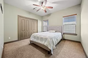 1106 W 18th St, Houston, TX 77008 - Photo 14