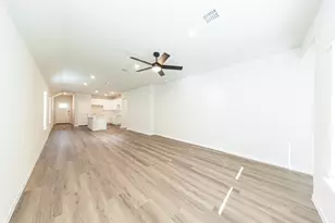 15650 Agave Vly Trl, Houston, TX 77090 - Photo 4