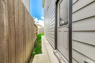 14963 Eagle Feather Dr, Houston, TX 77090 - Photo 62