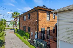 1821 25th St St, Galveston, TX 77550 - Photo 6