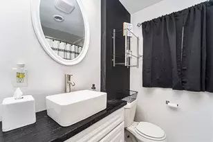 12215 Hillcroft St, Houston, TX 77035 - Photo 20