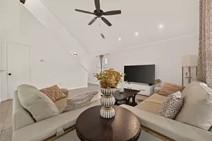 6743 Windy River Ln, Katy, TX 77449 - Photo 10